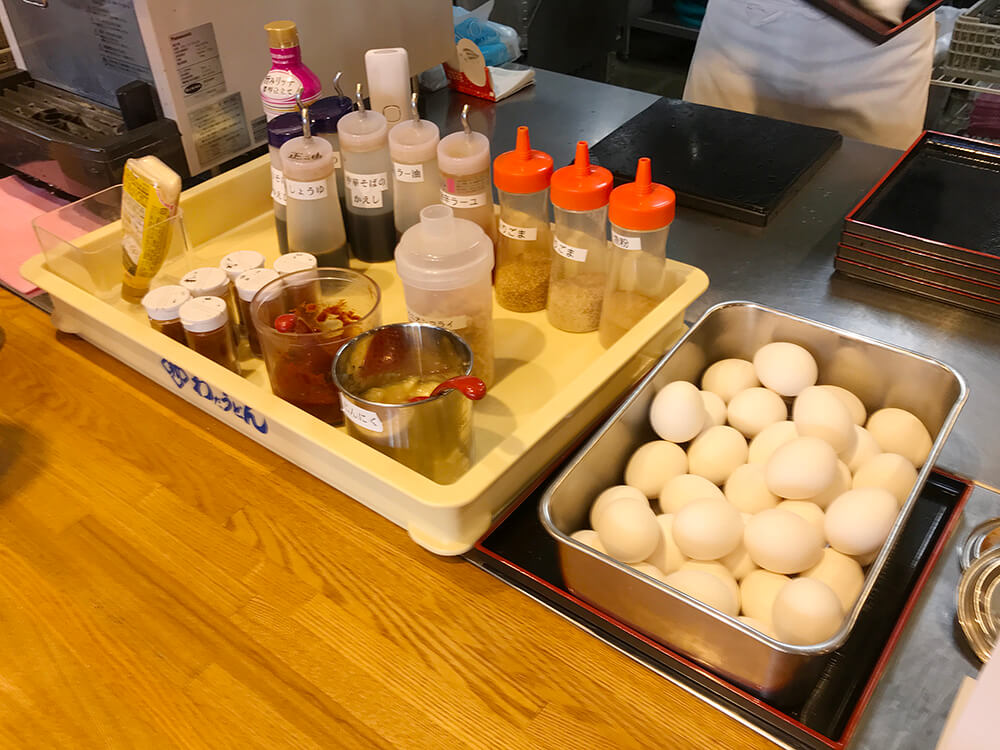 たまごなどのトッピングが無料の画像